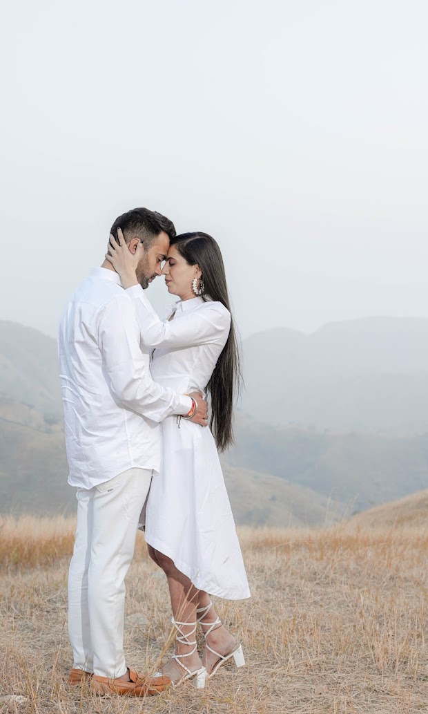 Aria & Devin — A Tuscan Vow